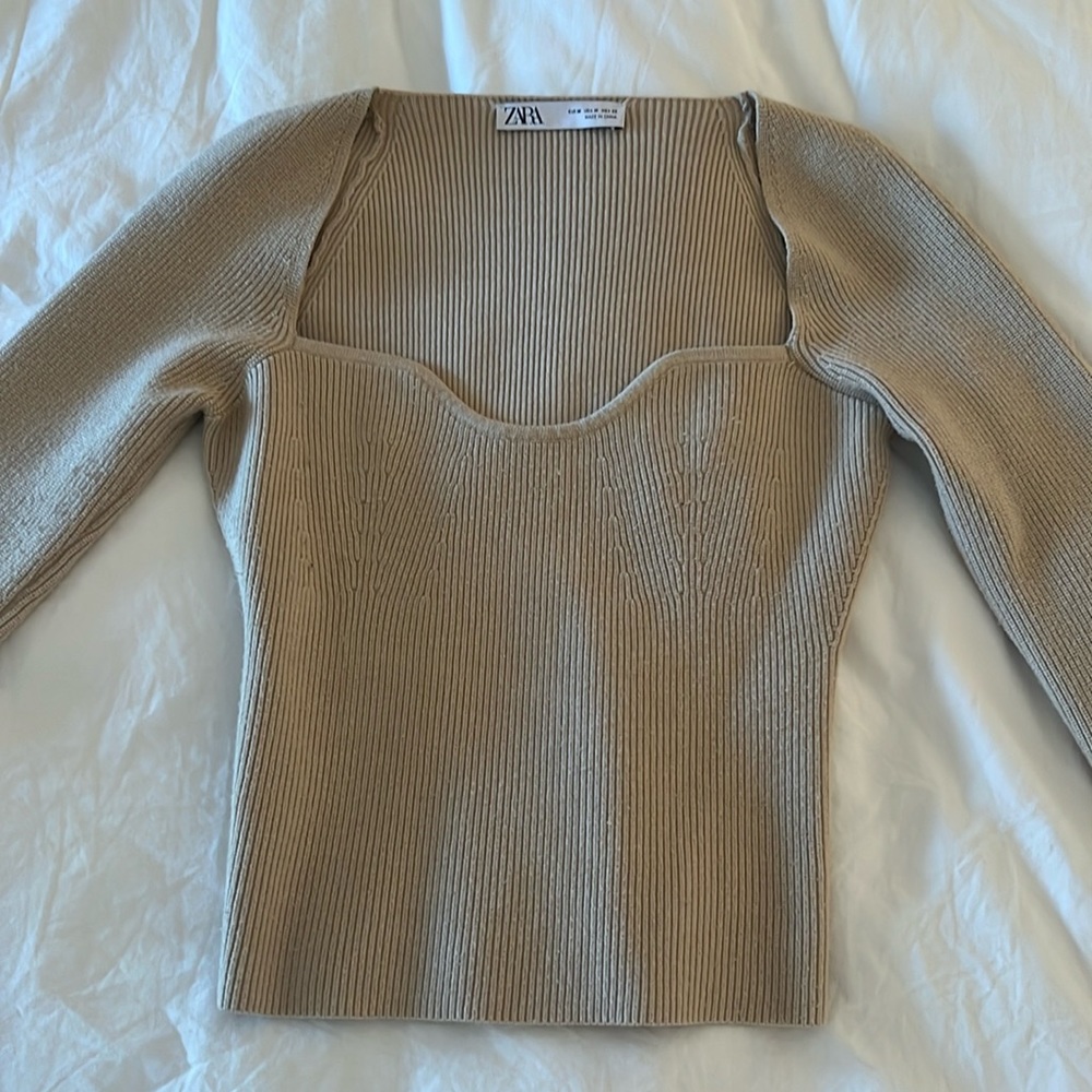 Zara beige sweetheart neckline sweater